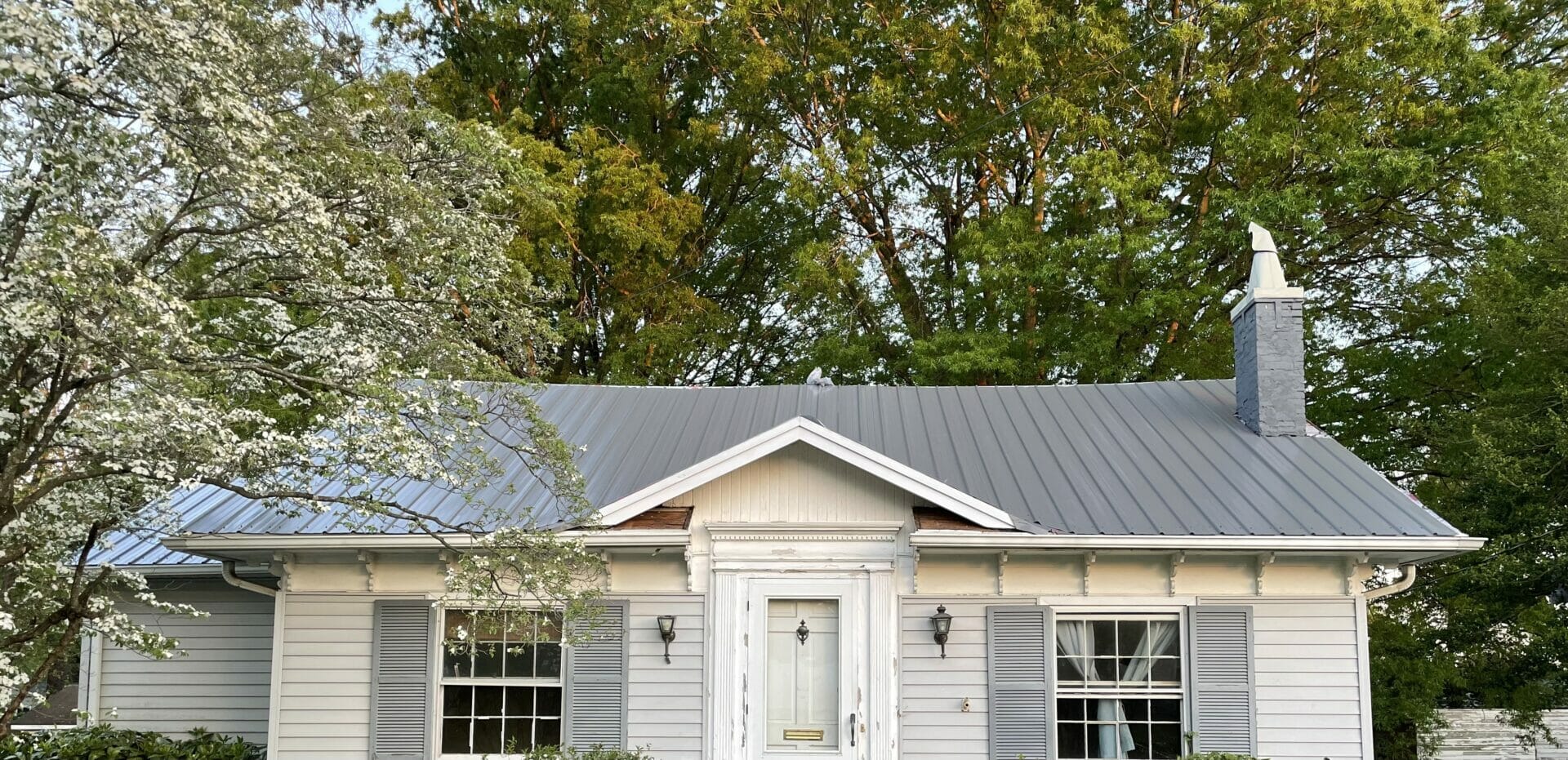 Standing seam metal roof installation